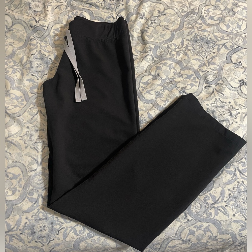 Figs Livingston scrub pants